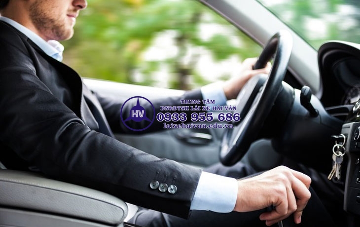Kinh nghiệm để đời cho người lái xe số sàn.