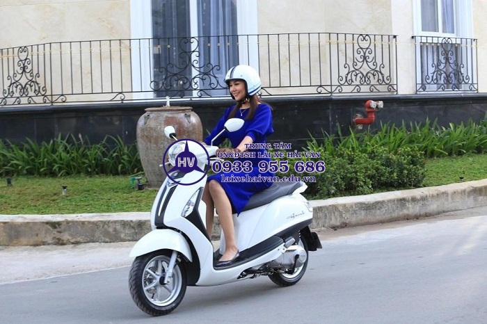 Thi bằng lái xe máy A1