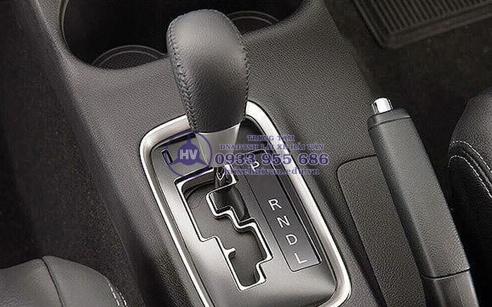 Ký hiệu trên cần số ô tô mà các tài mới cần nắm rõ