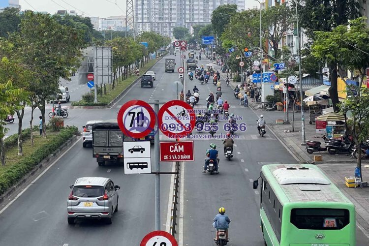 Quy định mới nhất về tốc độ tối đa của ô tô, xe máy từ 1/1/2025, người dân cần biết để tránh bị phạt